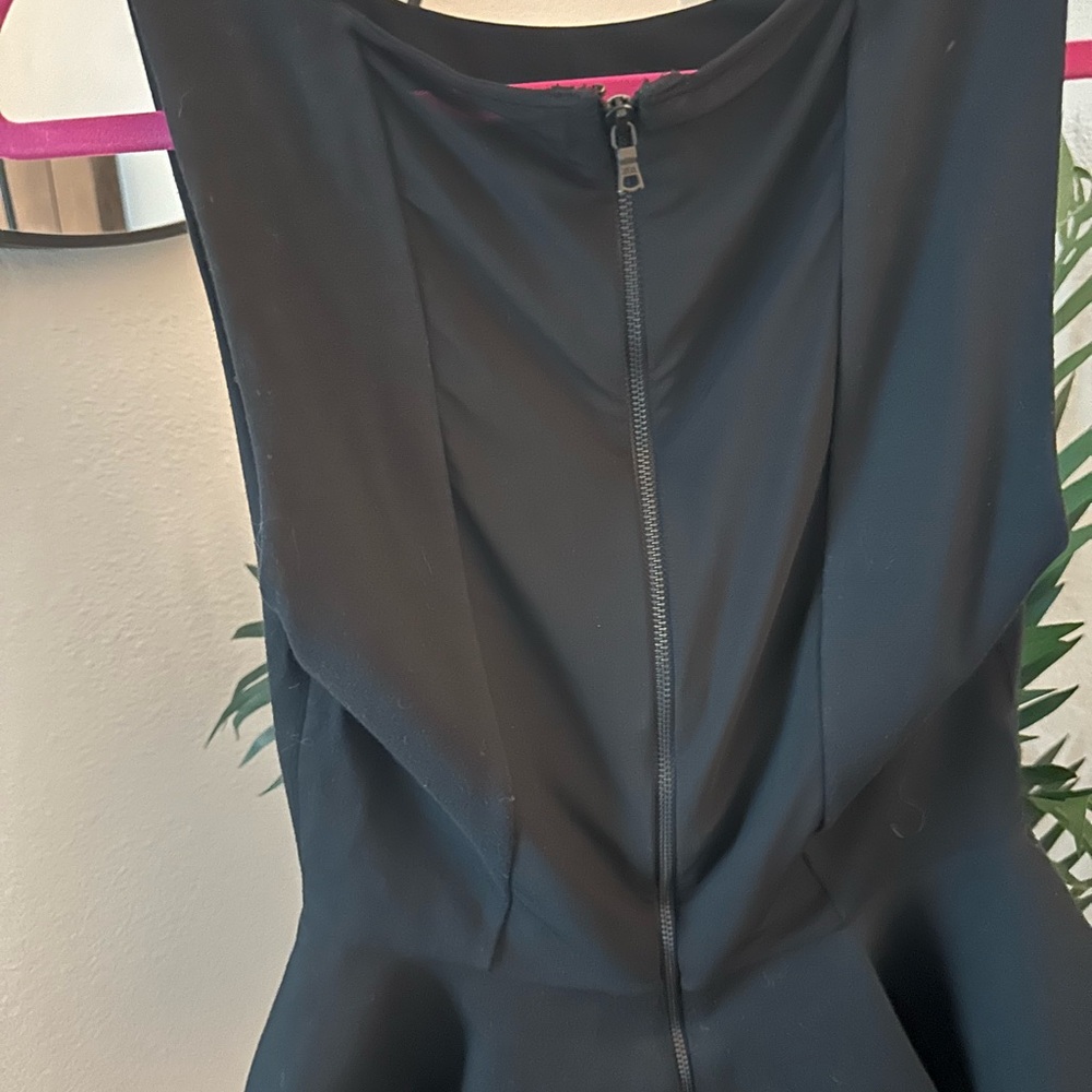Peplum style top - Picture 4 of 4